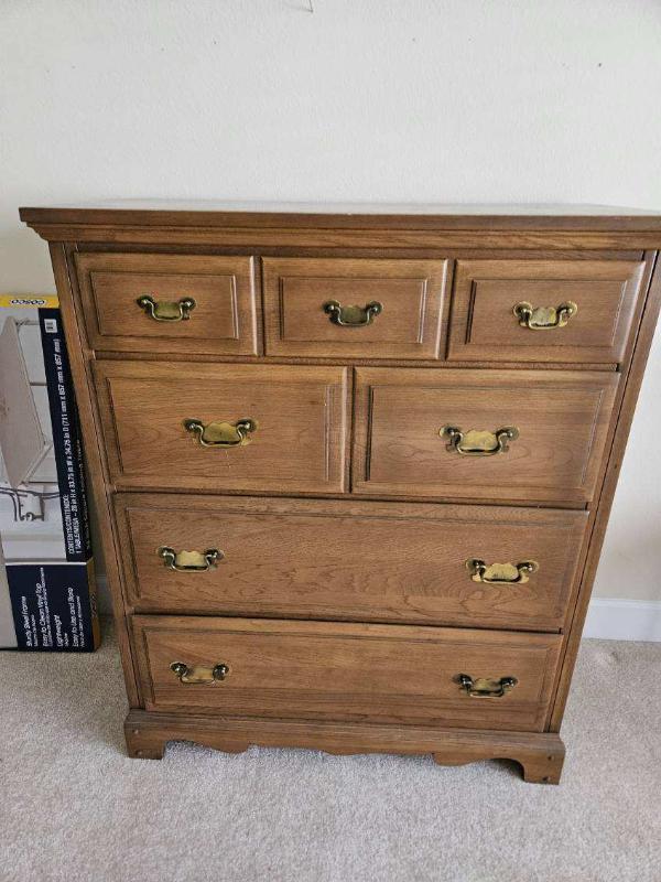 Sale Photo Thumbnail #38