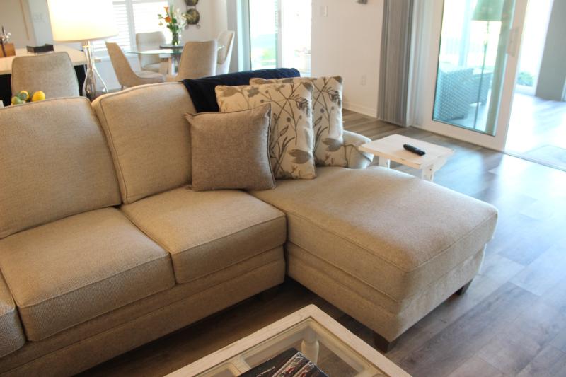 Sale Photo Thumbnail #12