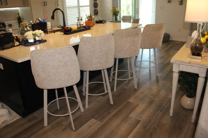 Sale Photo Thumbnail #24