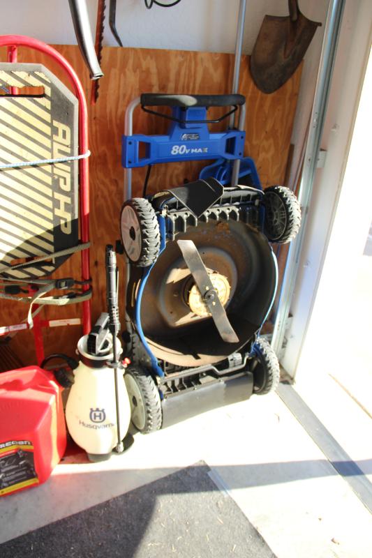 Sale Photo Thumbnail #32