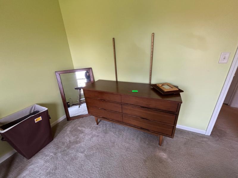 Sale Photo Thumbnail #14