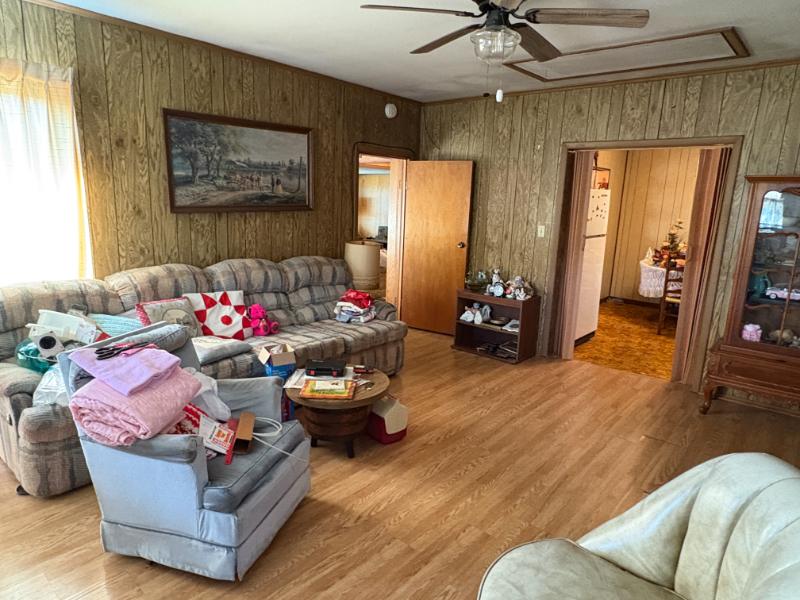 Sale Photo Thumbnail #18