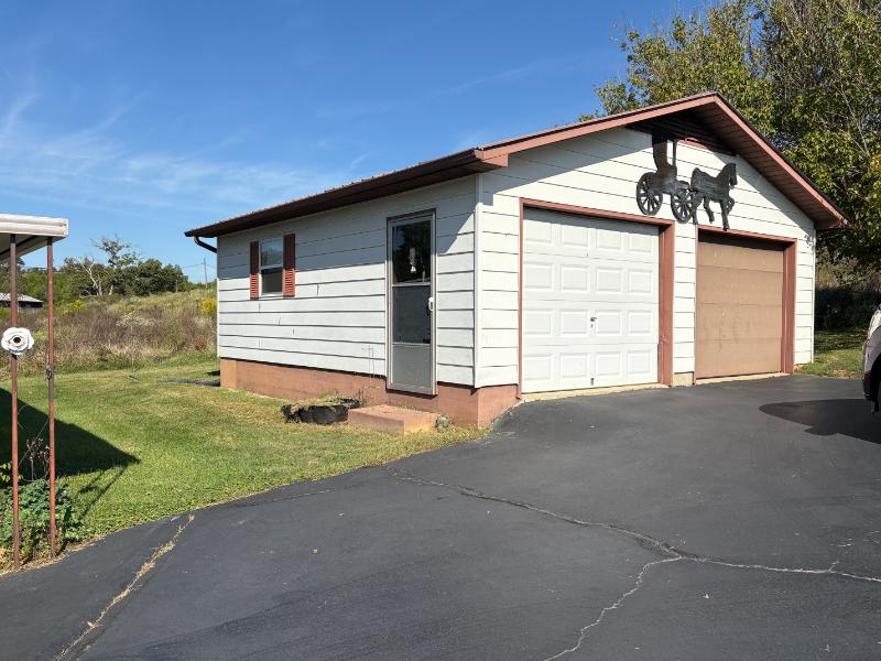 Sale Photo Thumbnail #8