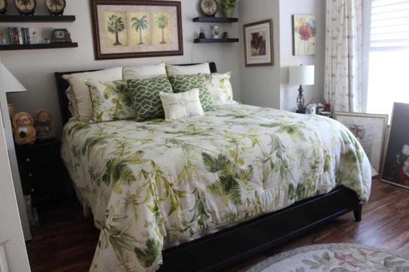 Sale Photo Thumbnail #145