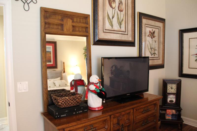 Sale Photo Thumbnail #170