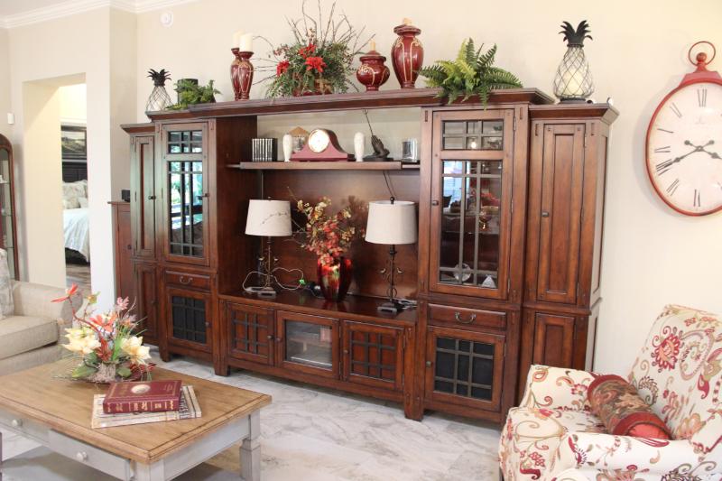 Sale Photo Thumbnail #57