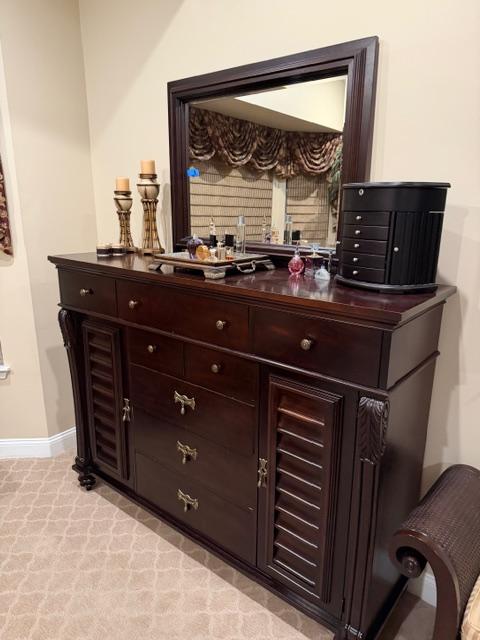 Sale Photo Thumbnail #42