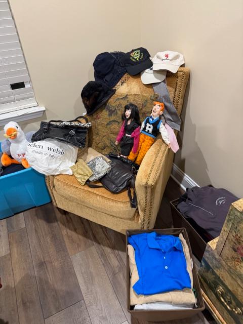 Sale Photo Thumbnail #76