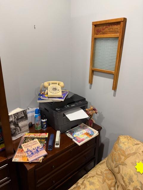 Sale Photo Thumbnail #94