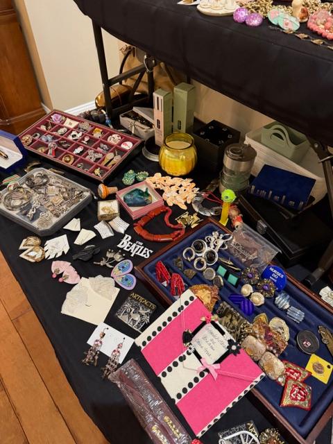 Sale Photo Thumbnail #118