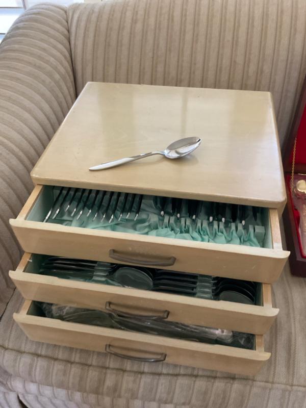 Sale Photo Thumbnail #44