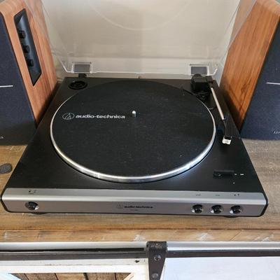 Audio Technica turn table
