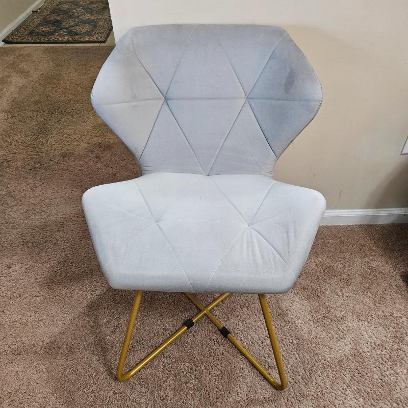 Sale Photo Thumbnail #11: Elisa Silver Chair