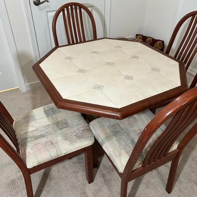 Vintage 80’s Tile Top Pub Or Game Table With 4 Chairs 