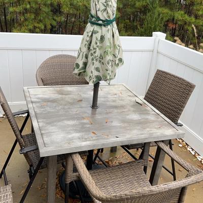 Aluminum Table And 6 Faux Wicker Chairs + Umbrella & Stand 