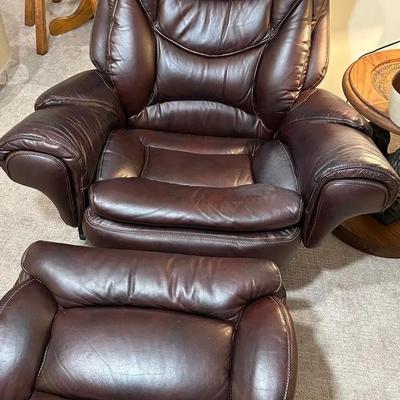 Brown Swivel Lounge Chair With Ottoman 