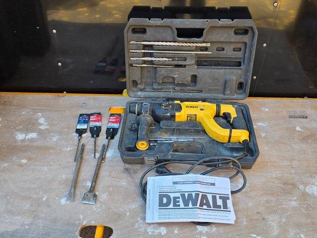 Sale Photo Thumbnail #131