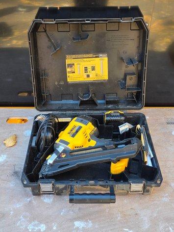 Sale Photo Thumbnail #133