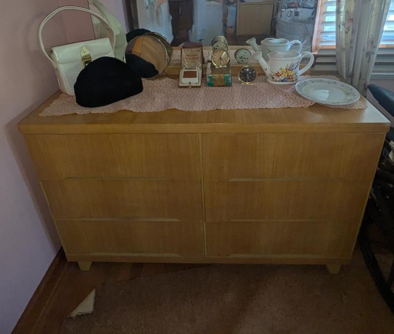 Sale Photo Thumbnail #78