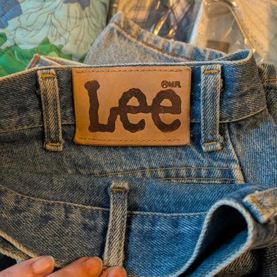 Sale Photo Thumbnail #130