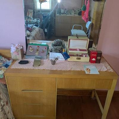 Sale Photo Thumbnail #72