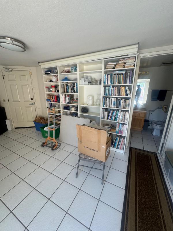 Sale Photo Thumbnail #12