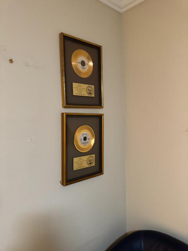 Sale Photo Thumbnail #52