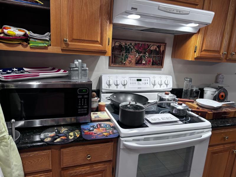 Sale Photo Thumbnail #15