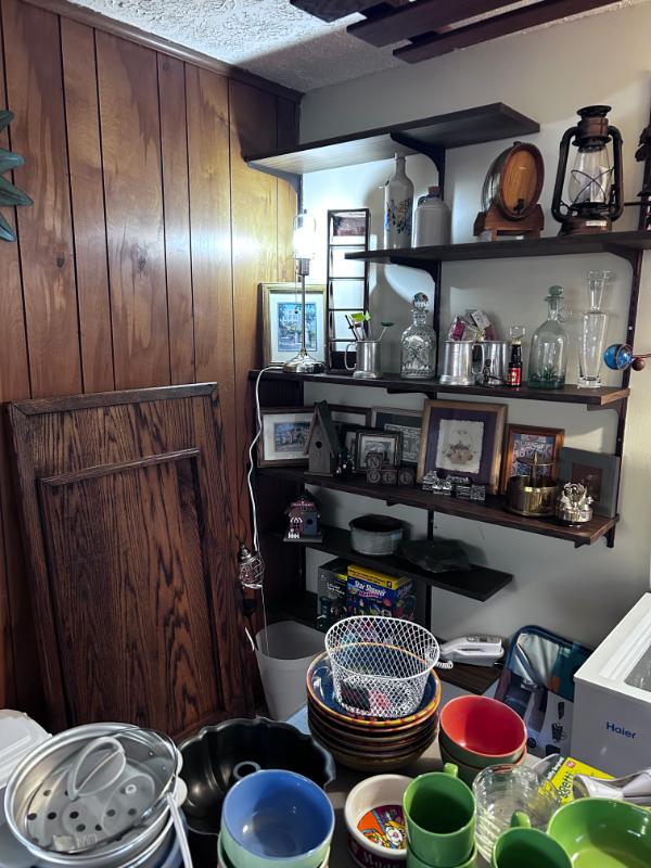 Sale Photo Thumbnail #3