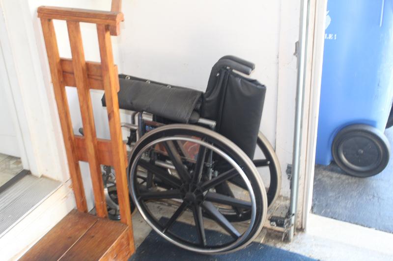 Sale Photo Thumbnail #270