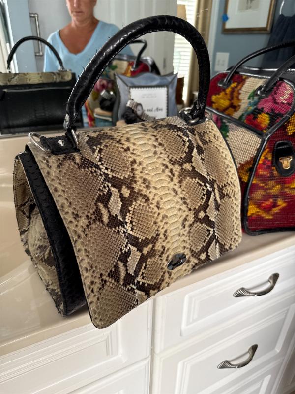 Sale Photo Thumbnail #41