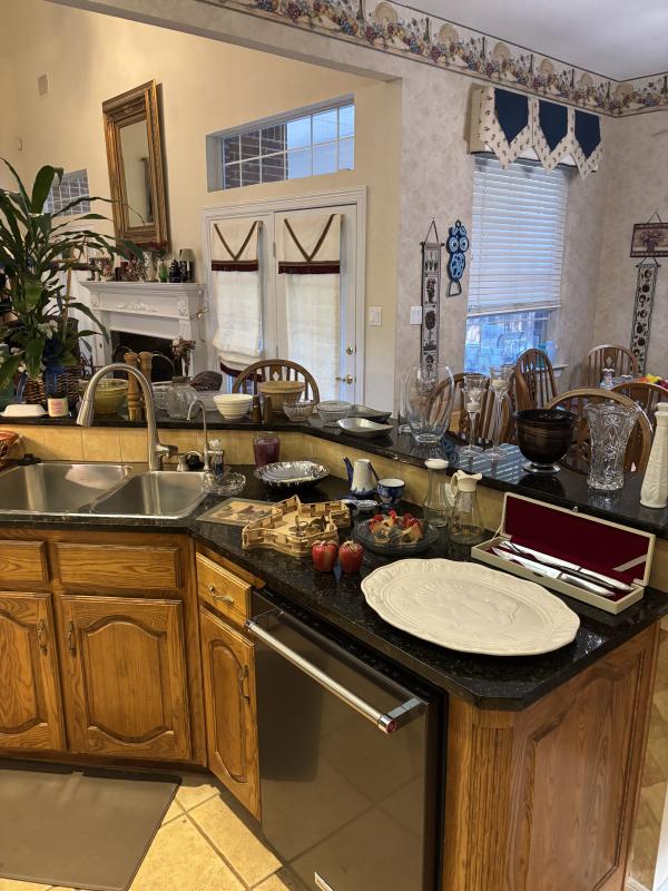 Sale Photo Thumbnail #39