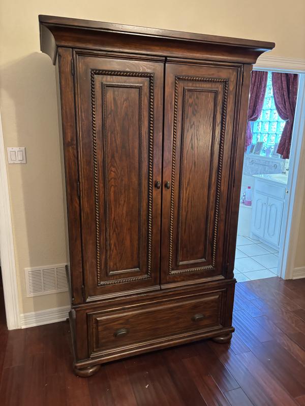 Sale Photo Thumbnail #72