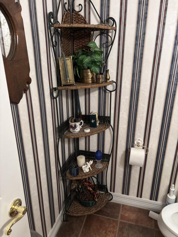 Sale Photo Thumbnail #62