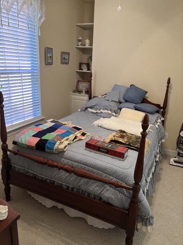 Sale Photo Thumbnail #41