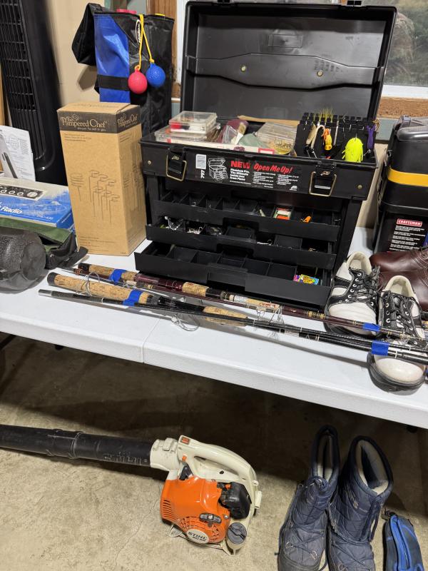 Sale Photo Thumbnail #76: Fly fishing 