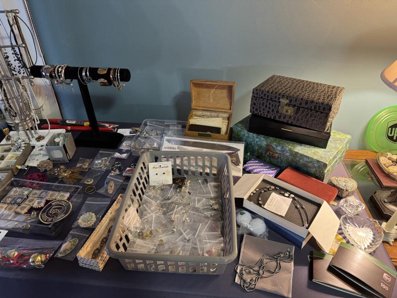 Sale Photo Thumbnail #47