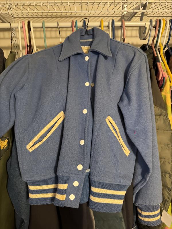 Sale Photo Thumbnail #14: Vintage women’s Felco Jacket 