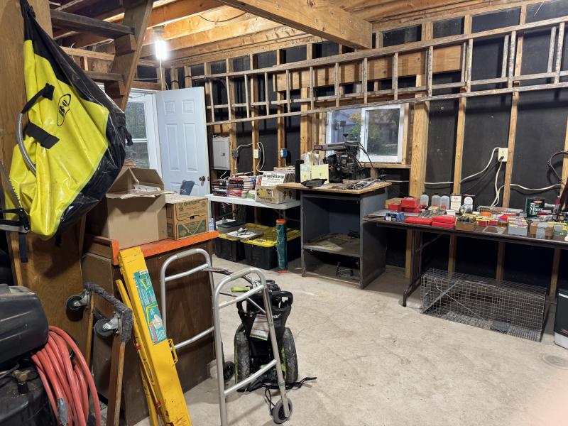 Sale Photo Thumbnail #120