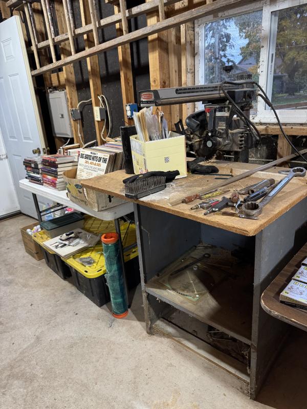Sale Photo Thumbnail #101: Radial arm saw