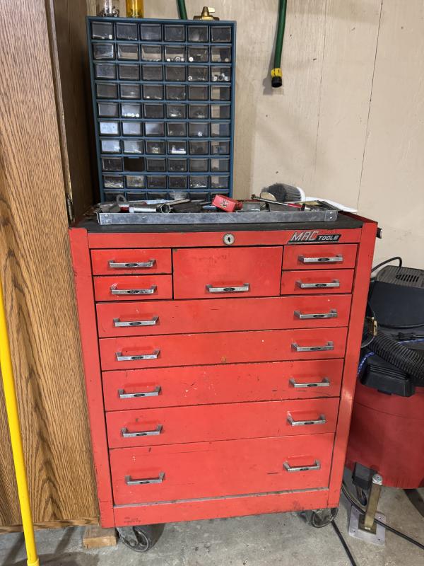 Sale Photo Thumbnail #85: VINTAGE MAC Tool Chest