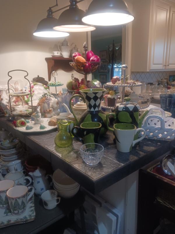 Sale Photo Thumbnail #36