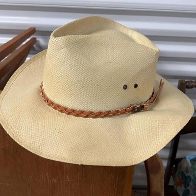 Outback Straws Men’s Hat XL