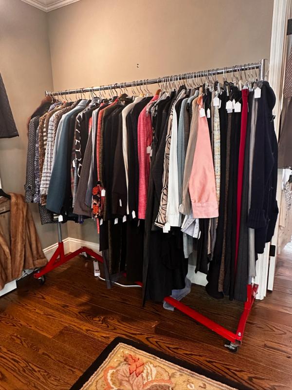 Sale Photo Thumbnail #570