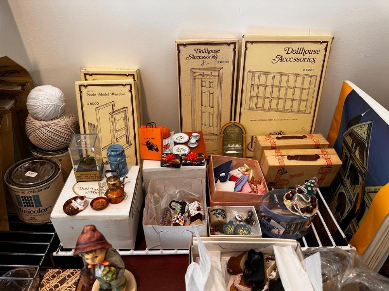 Sale Photo Thumbnail #477