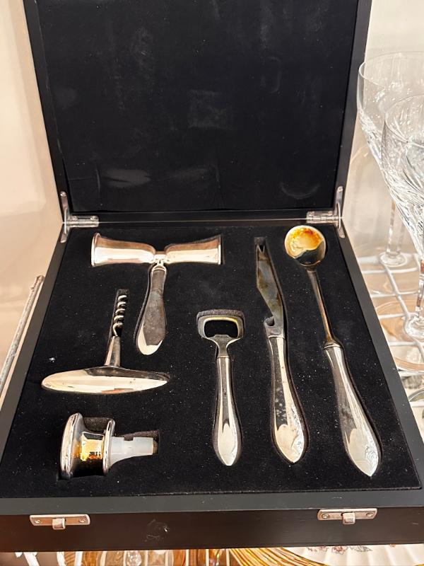 Sale Photo Thumbnail #137