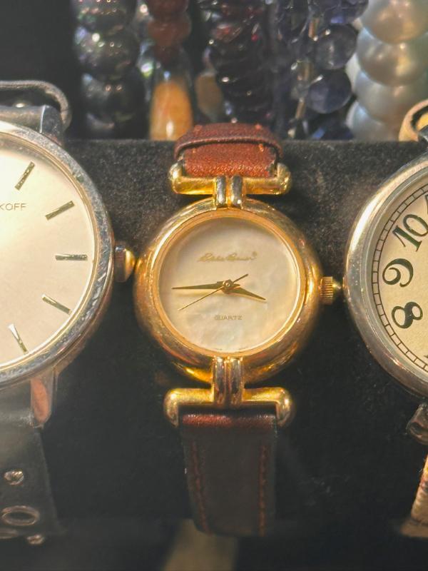 Sale Photo Thumbnail #16