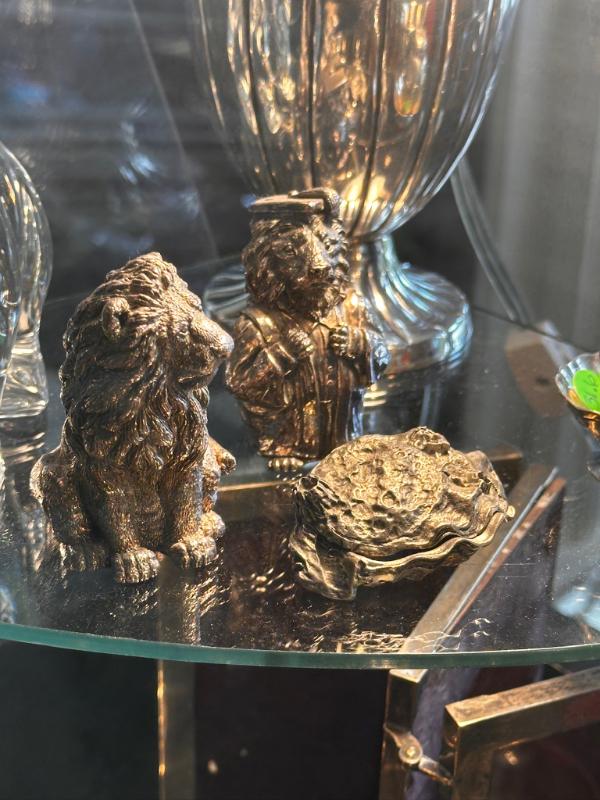 Sale Photo Thumbnail #86