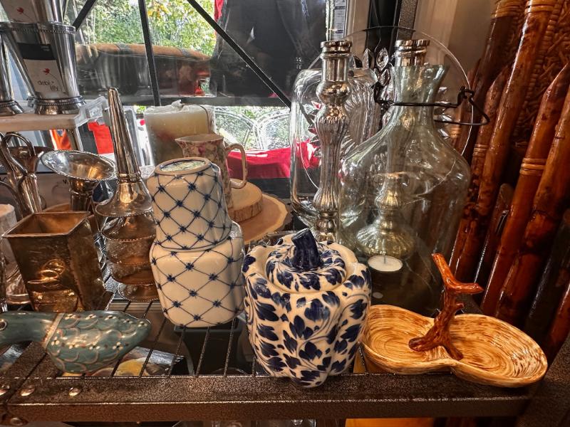 Sale Photo Thumbnail #352