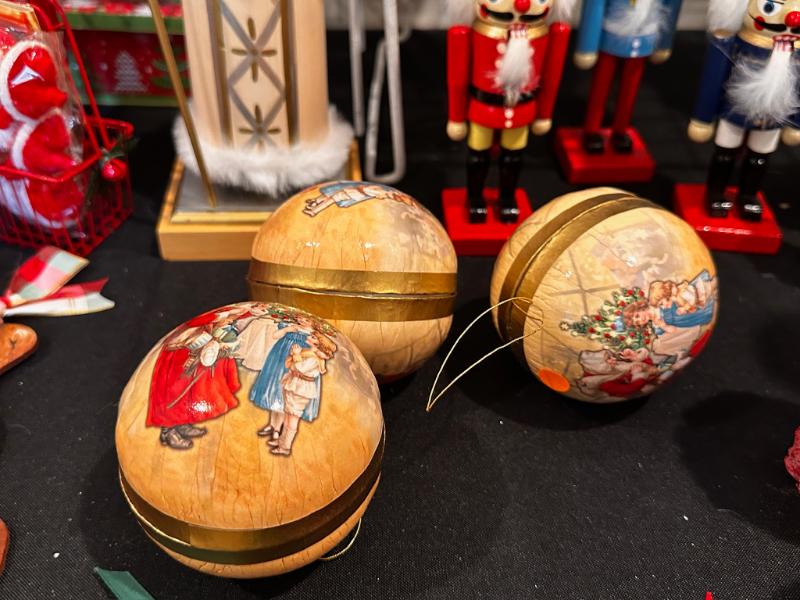 Sale Photo Thumbnail #517